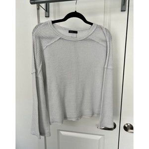 Very J Raglan Top Sz M White Waffle Knit Pullover Flare Drop Sleeves Oversized